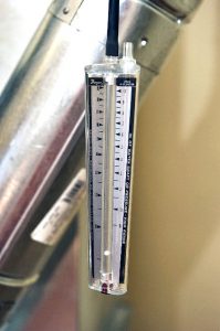 HVAC system draft gauge